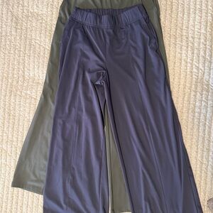 Stylish Women's Wide-Leg Pants - Navy and Olive